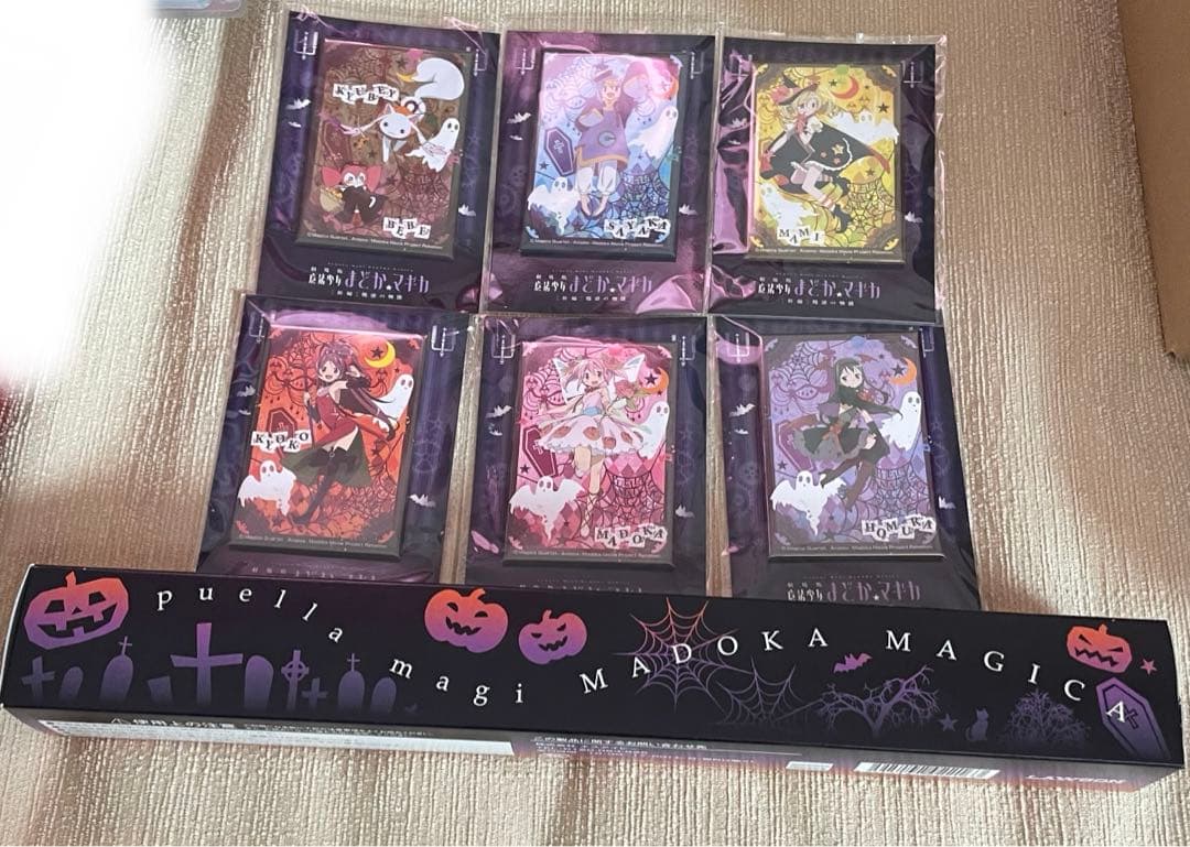 まどマギ スクエア缶バッジ 叛逆の物語 ローソン限定 ポスター付きセット