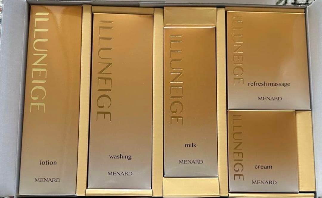 ILLUNEIGE メナード