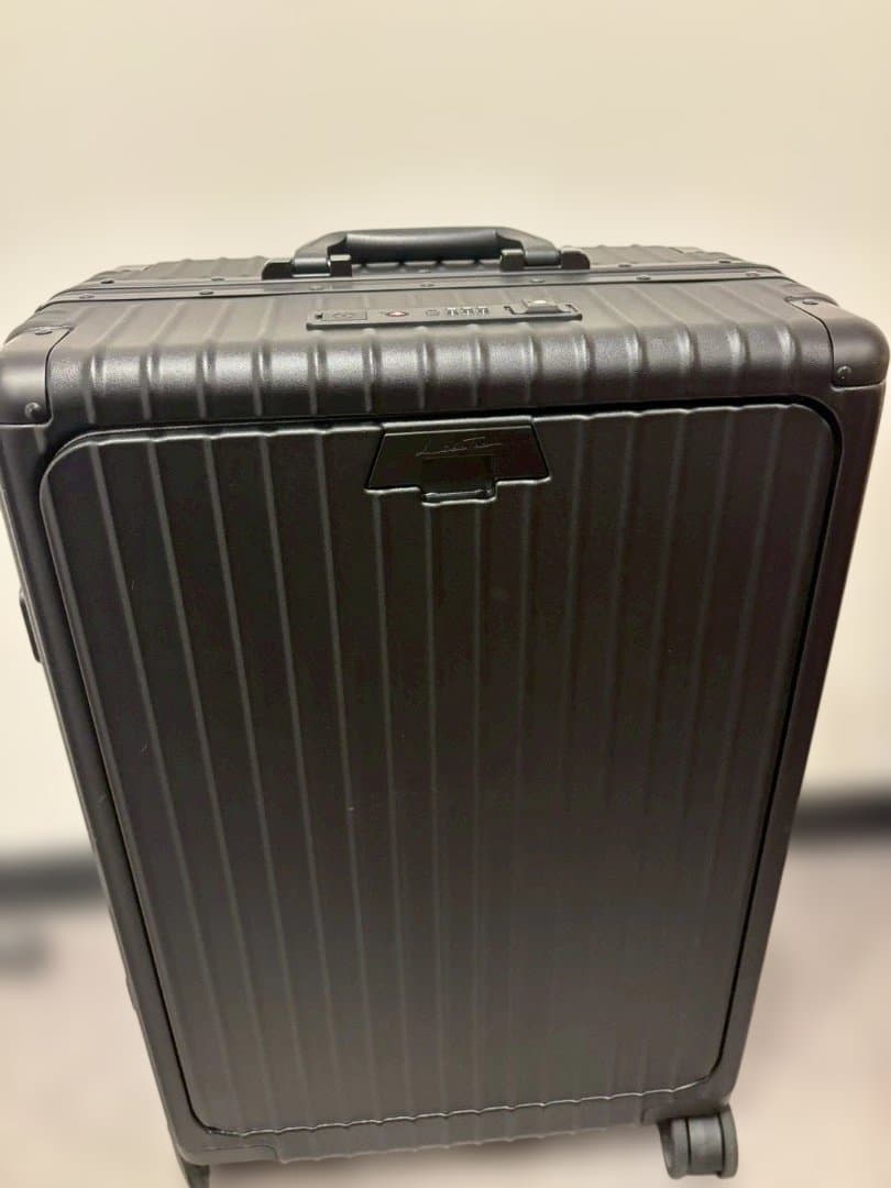 多機能キャリーケース【マットブラックM】B21