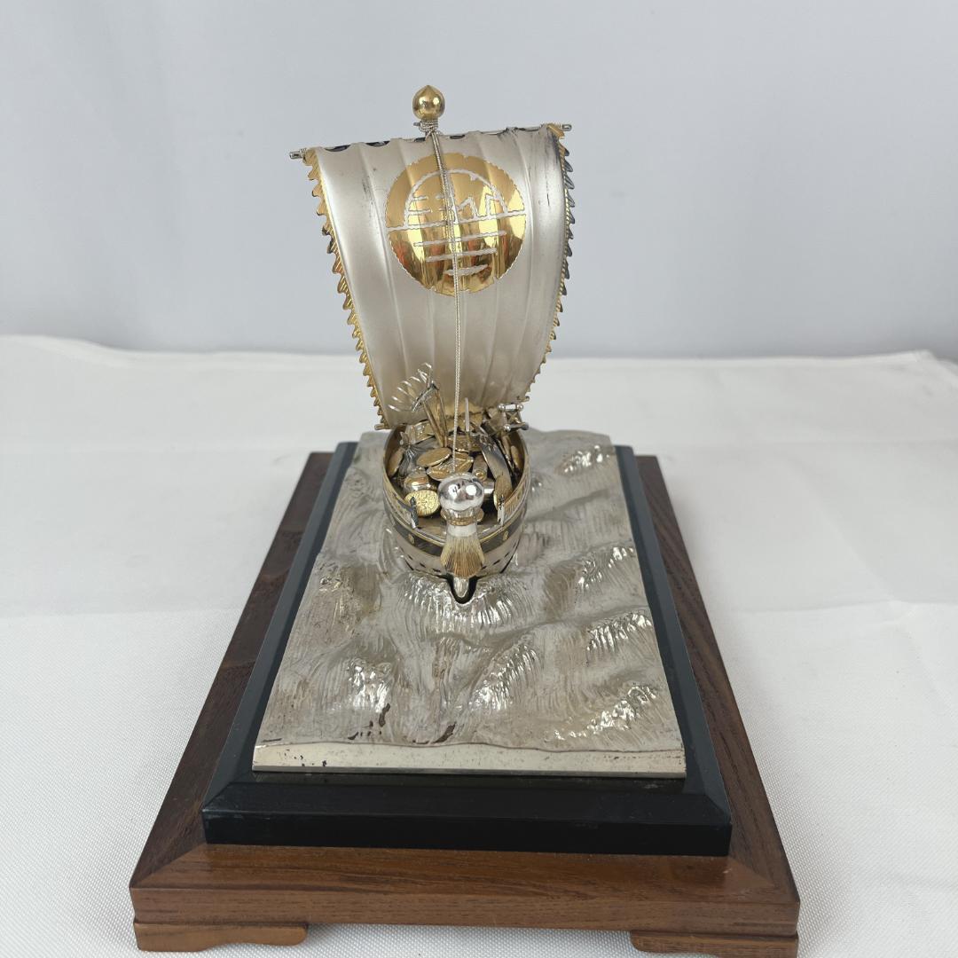 美品☘️ 三越謹製　銀製刻印　宝船　約272ｇ　置物　ガラスケース付