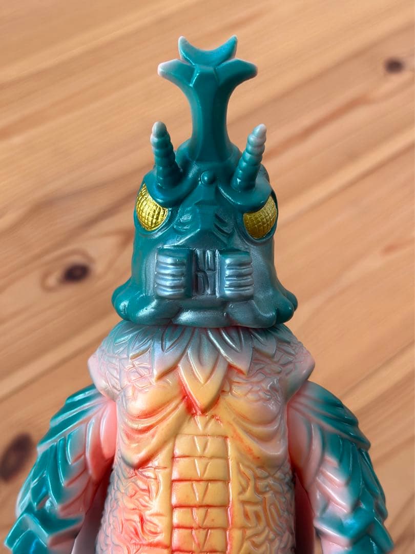 M1号　メガロ　ピンク成型