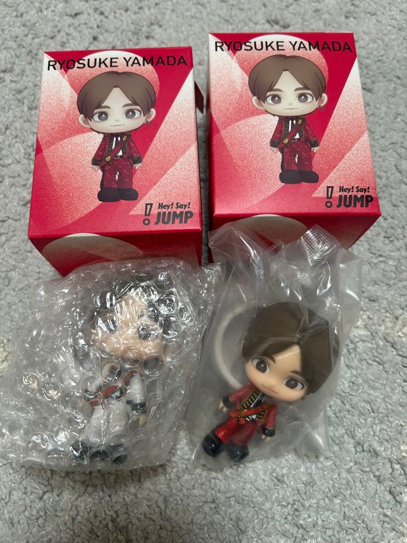 【新品】山田涼介 フィギュア 2体セット Hey!Say!JUMP