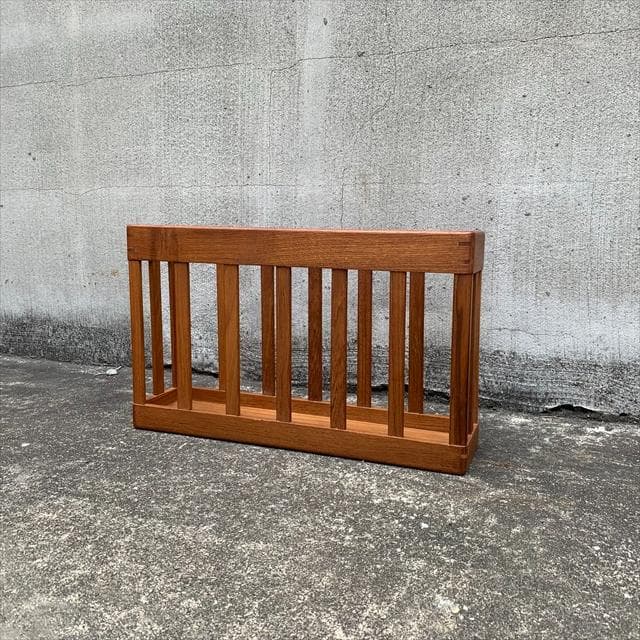 北欧デンマーク｜チーク材ウォールマガジンラック｜ヴィンテージ｜