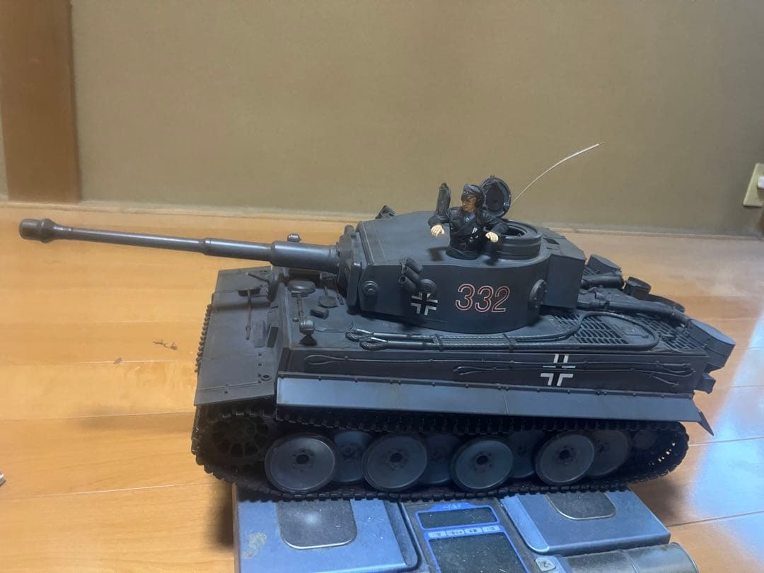 タミヤ16分の1フルオペレーションタイガー1