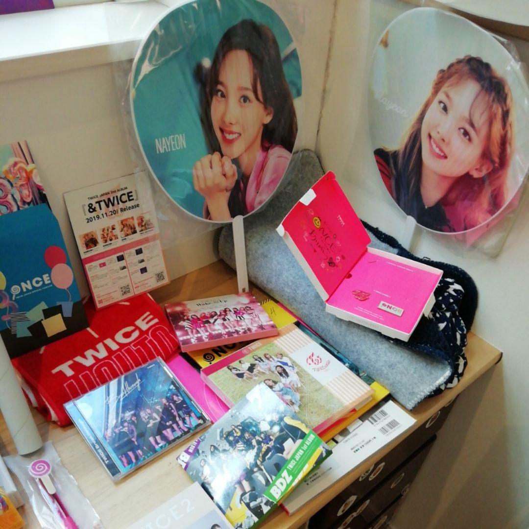 TWICE　グッズ　限定
